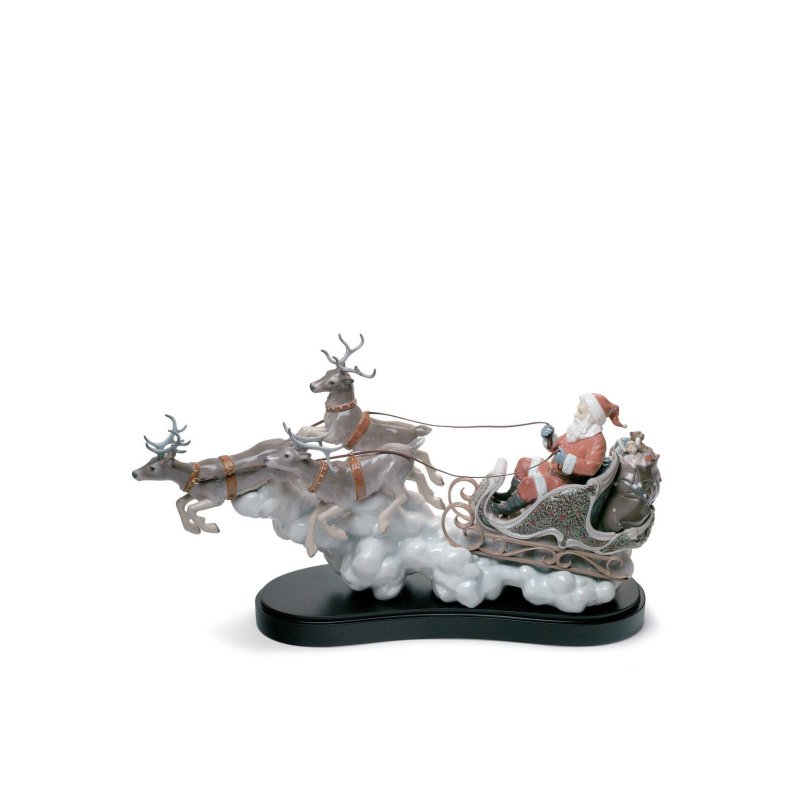 Lladro Santa's Midnight Ride Sleigh Figurine. Limited Edition SKU: 01001938