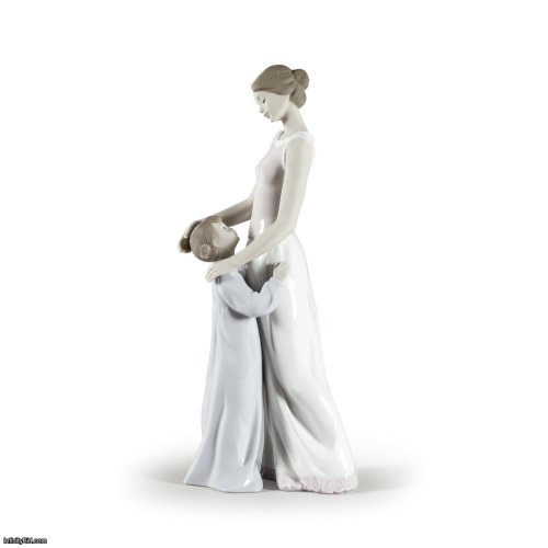 Lladro Someone to Look up to Mother Figurine SKU: 01006771