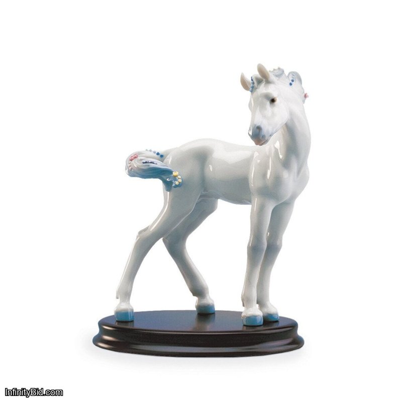 Lladro The Horse Figurine SKU: 01006827
