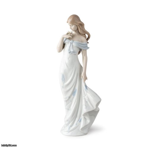 Lladro A Flower's Whisper Woman Figurine SKU: 01006918