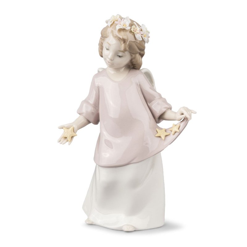 Lladro Heavenly Stars Angel Figurine SKU: 01006924