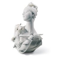 Lladro My Fair Lady Bust Figurine. Silver Lustre SKU: 01007192