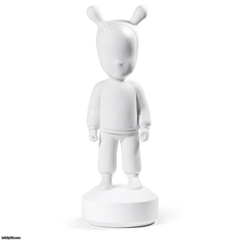 Lladro The White Guest Figurine. Large Model. SKU: 01007277