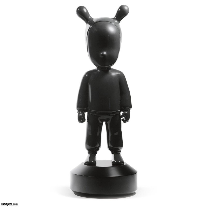 Lladro The Black Guest Figurine. Large Model. SKU: 01007282