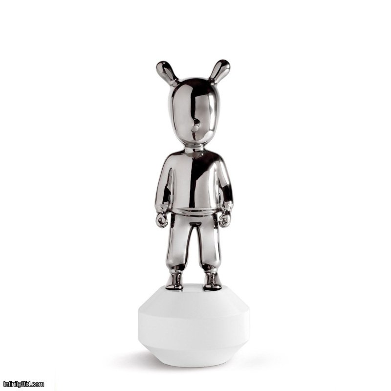 Lladro The Silver Guest Figurine. Small Model. SKU: 01007740