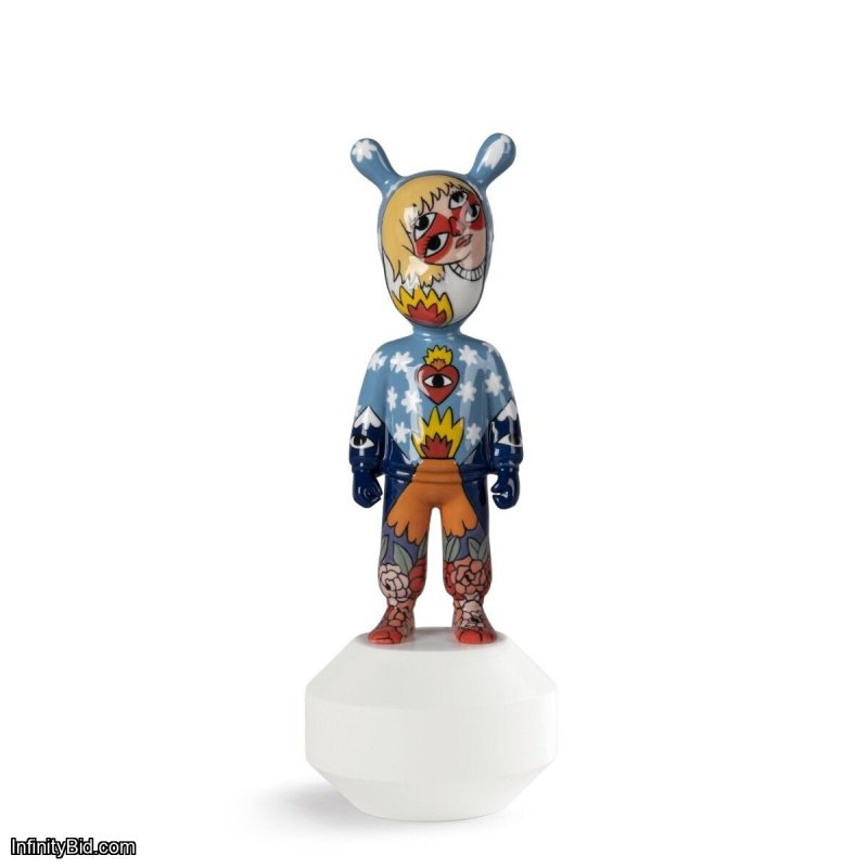 Lladro The Guest by Ricardo Cavolo Sculpture. Small Model. Numbered Edition SKU: 01007748