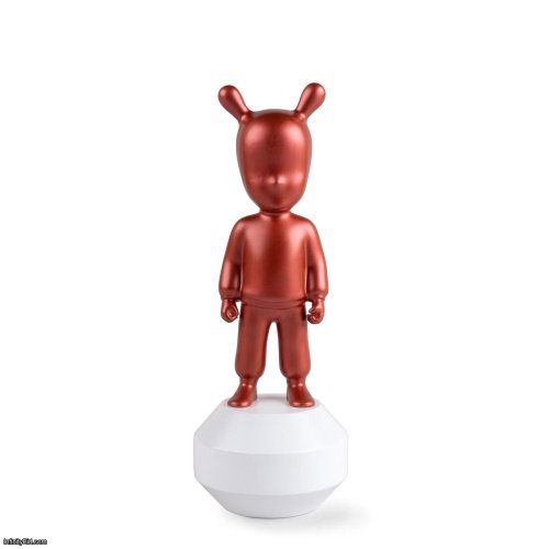 Lladro The metallic red Guest Figurine. Small Model SKU: 01007754