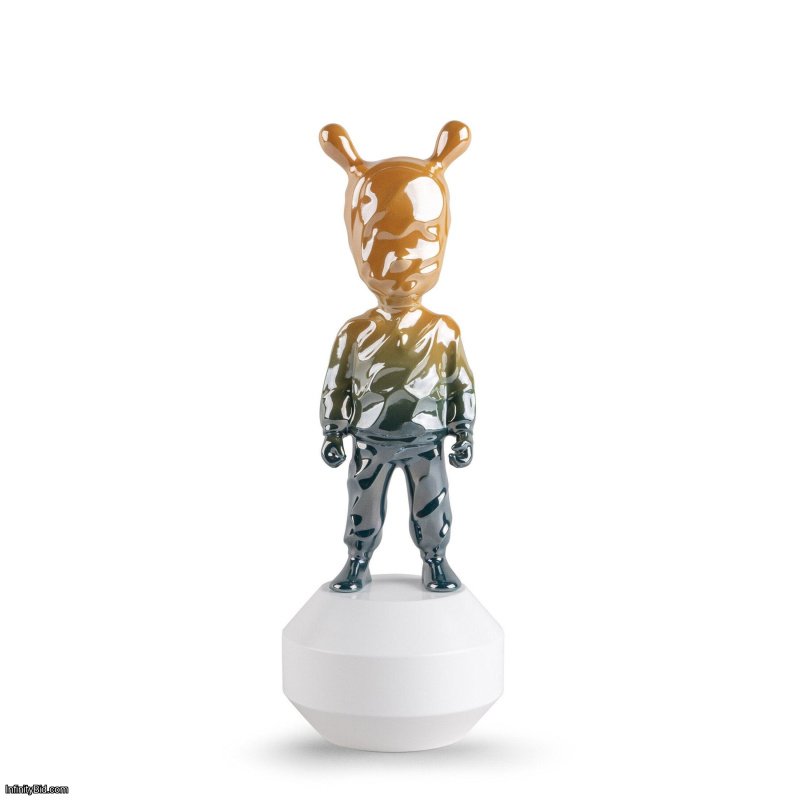 Lladro The Guest by Supakitch Sculpture. Small model. Numbered edition SKU: 01007756