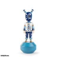 Lladro The Guest by Kzeng Jiang - Little Sculpture. Numbered edition SKU: 01007758