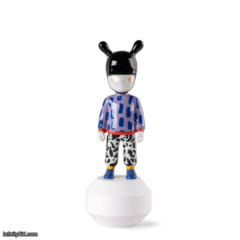 Lladro The Guest by Camille Walala - Little Sculpture. Numbered edition SKU: 01007762