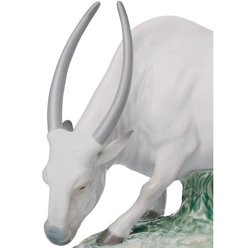 Lladro The Ox Figurine SKU: 01008369