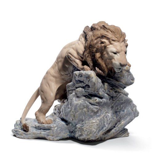 Lladro Lion Pouncing Figurine SKU: 01008656