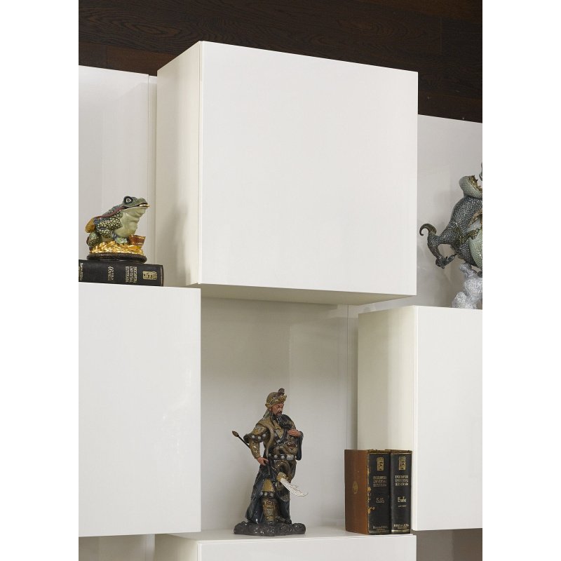 Lladro Hoptoad Figurine. Limited Edition SKU: 01008660