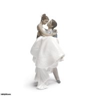 Lladro The Happiest Day Couple Figurine SKU: 01009210
