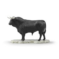 Lladro Spanish Bull Figurine SKU: 01009239