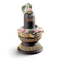 Lladro Lingam Figurine. Golden Lustre SKU: 01009249