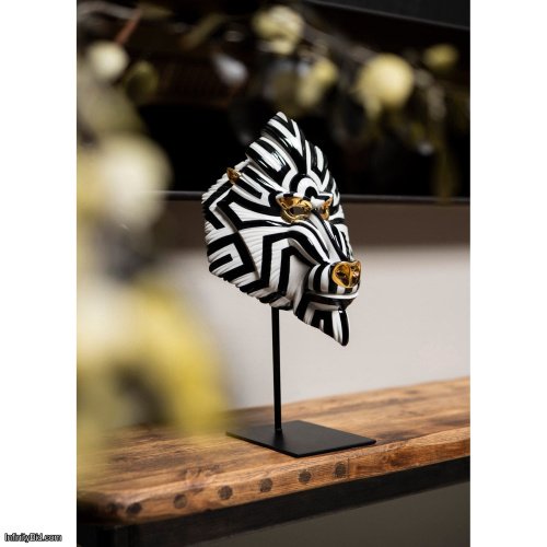 Lladro Mandrill Mask. Black and Gold SKU: 01009405