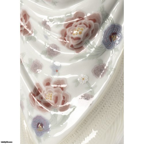 Lladro Flamenco Soul Woman Figurine SKU: 01009470