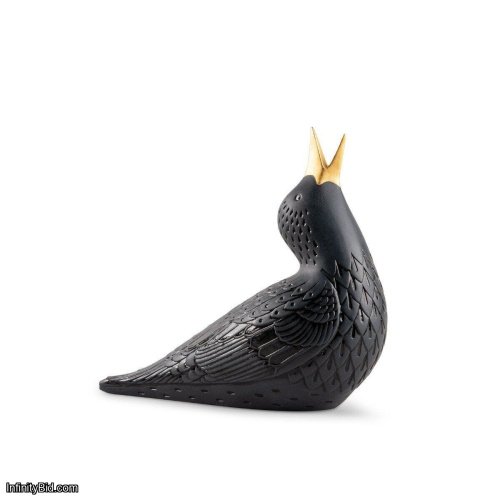 Lladro Starling I Figurine. Black SKU: 01009676
