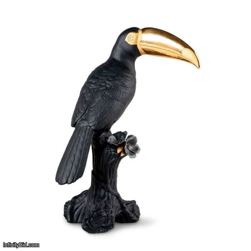 Lladro Toucan Sculpture. Black-gold. Limited Edition SKU: 01009712