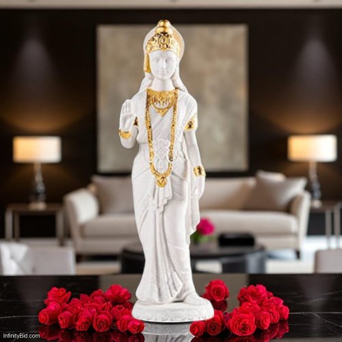 Lladro Sita Figurine – Golden Luster (RE-DECO Edition) Reference: 01009716