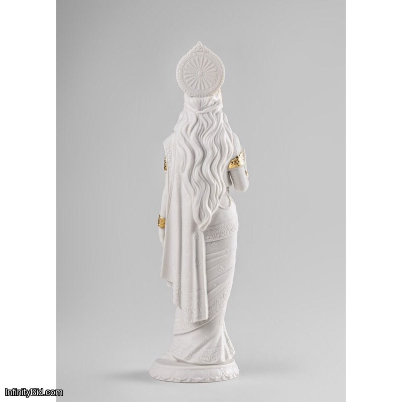 Lladro Sita Sculpture. Golden Luster SKU: 01009716