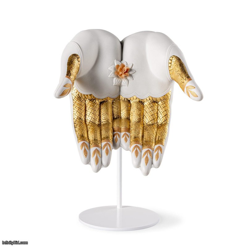 Lladro Abundance Mudra Sculpture SKU: 01009753