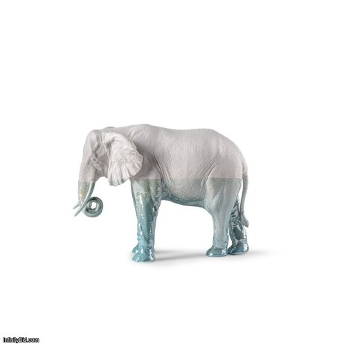 Lladro Elephant - Underwater Sculpture SKU: 01009761