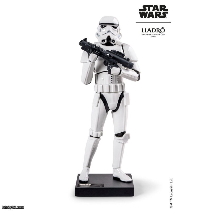 Lladro Stormtrooper™ (version 2) Sculpture. Limited Edition SKU: 01009765