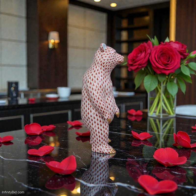 Herend Standing Bear SKU: 05024000-VH