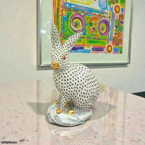 Herend Sitting Rabbit SKU: 5334000-VHN