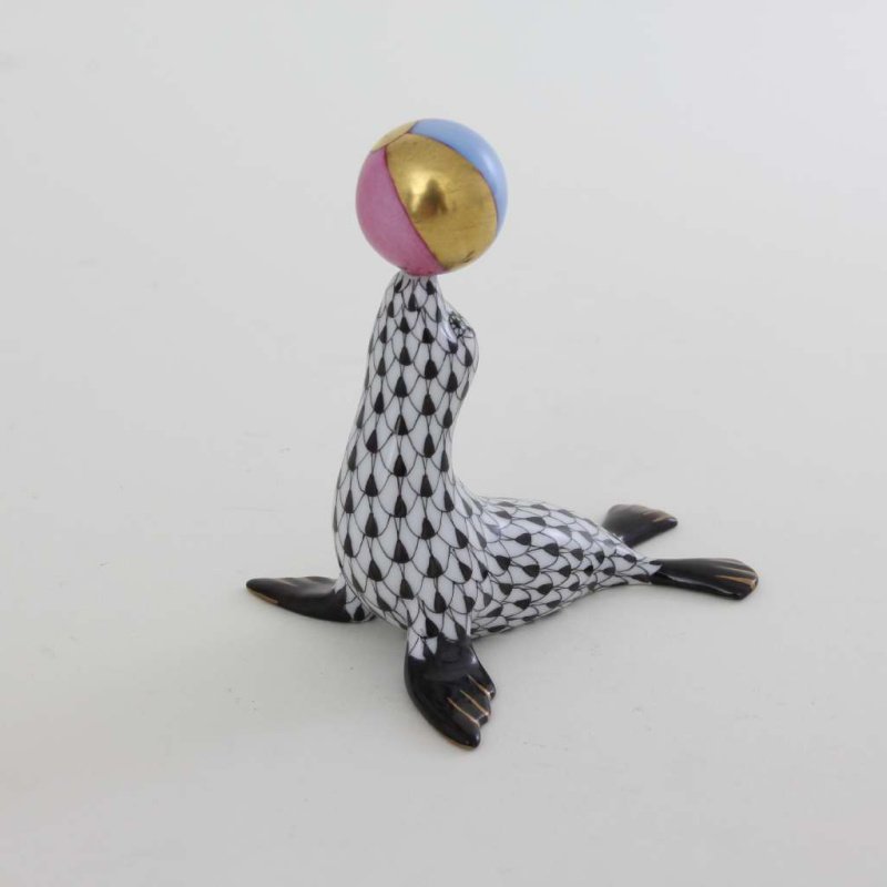 Herend Sea Lion with Ball Porcelain Figurine – Hand-Painted, Made in Hungary SKU: 05543000-VHNMM