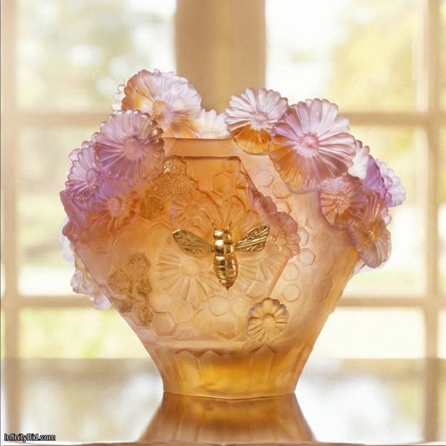 Daum “Or d’Abeille” Medium Vase – Limited Edition (175 Pieces) SKU: 05884