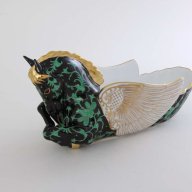 Herend Pegasus Pencil Tray Porcelain Desk Accessory – Hand-Painted, Made in Hungary SKU: 07520000-PVI