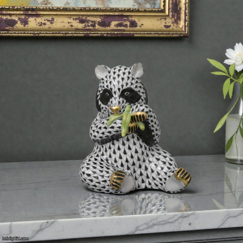 Herend Sitting Panda Bear – Hand-Painted Porcelain Figurine | Hungary | VHNM SKU: 15348000-VHNM