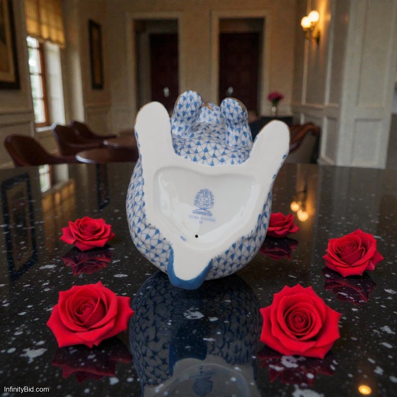 Herend Rabbit – Hand-Painted Porcelain Figurine SKU: 16084000-VHB