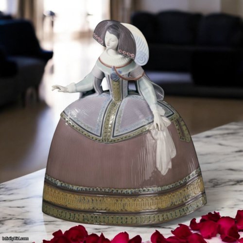 Lladró Menina – Spanish Lady Sculpture (Retired & Rare) SKU: 01018252