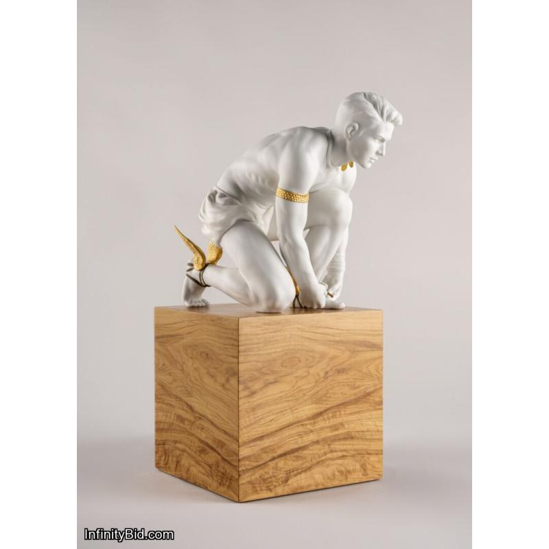 Lladro Hermes Figurine 01009546
