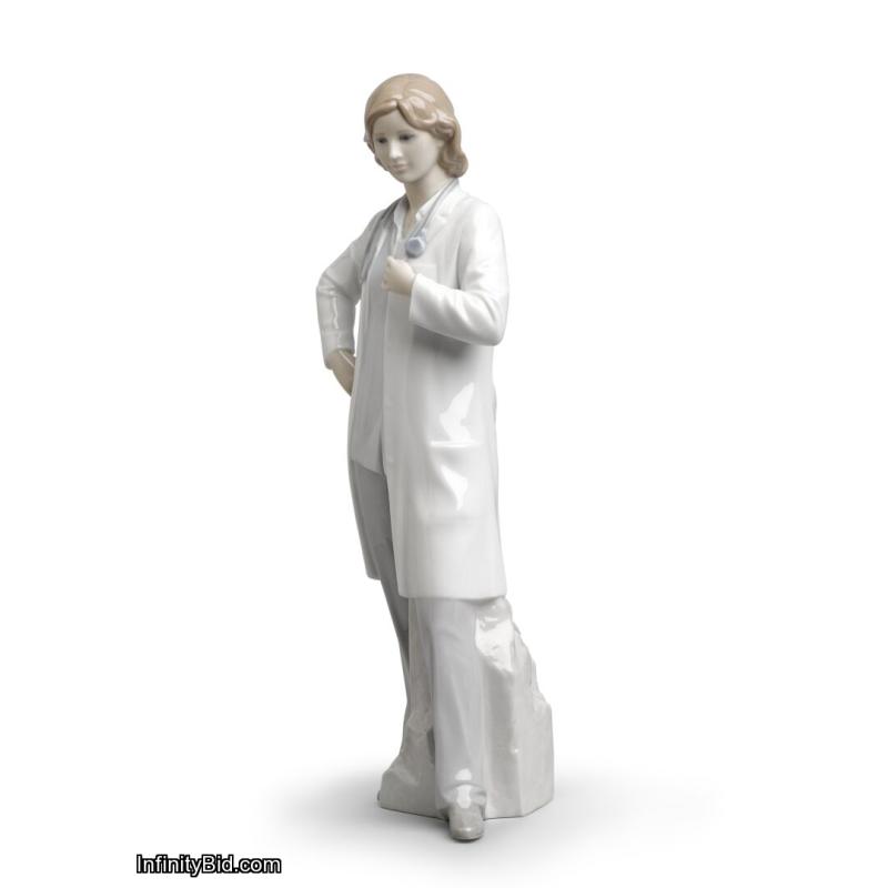 Lladro Female Doctor Figurine 01008189