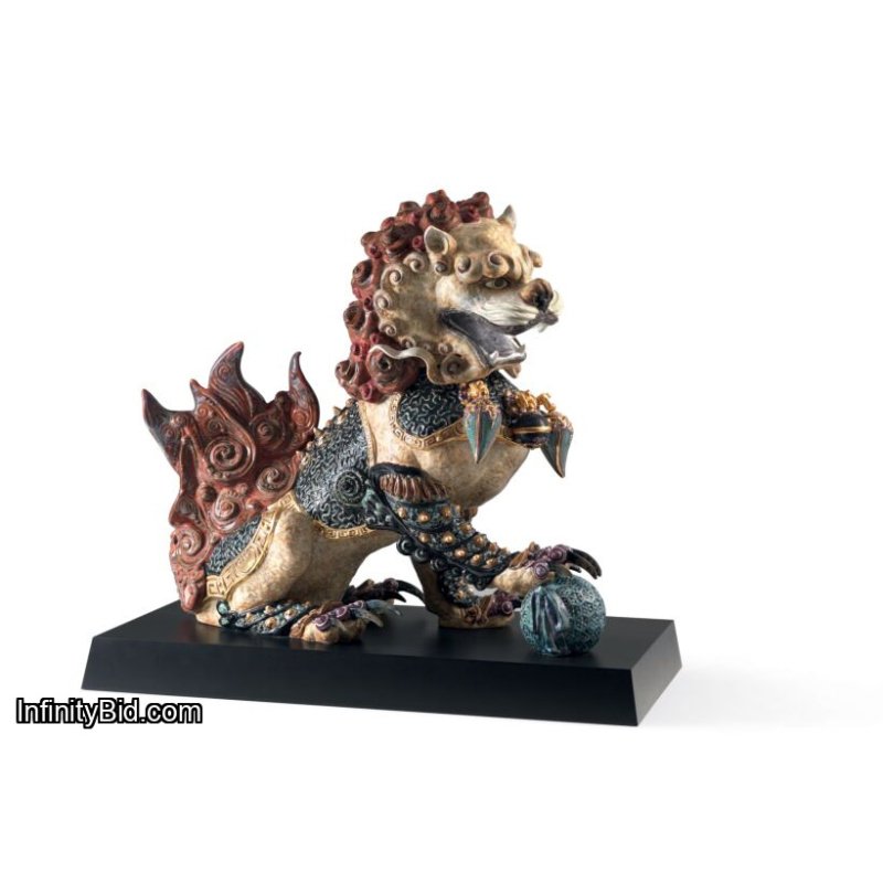 Lladró Guardian Lion Sculpture – Red | Limited Edition High Porcelain Masterpiece SKU: 01001993