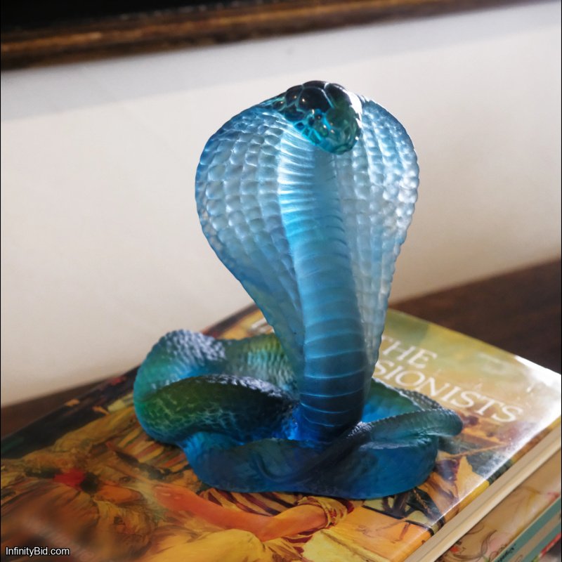 Daum Blue Naja Snake – Limited Edition Crystal Sculpture SKU: 05773-1