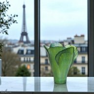 Daum Mini Ginkgo Vase Green – French Crystal Pâte de Cristal Art Glass – Handmade Luxury Collectible – Ref. 05157/C