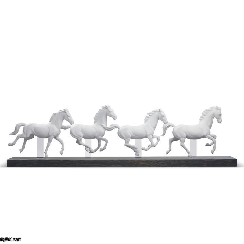 Lladro Galloping Herd Horses Figurine. White 01009086