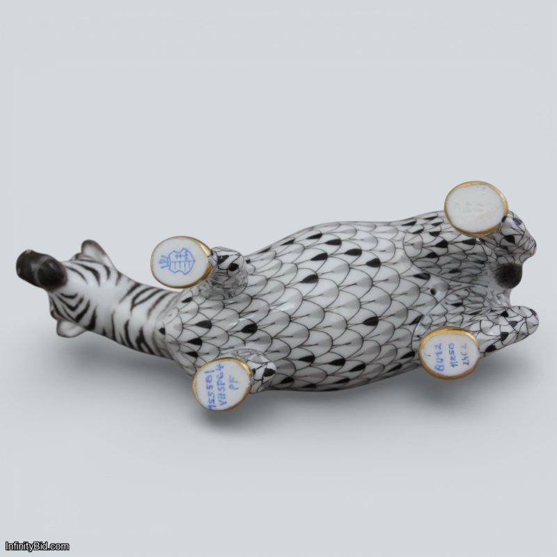 Herend Zebra – Limited Edition SKU: 15558000-VHSP64
