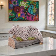 Herend Napping Bear – Limited Edition SKU: 16290000-VHSP18+CD