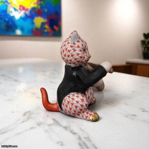 Herend Cat with Violin – Hand-Painted Porcelain Figurine | Item No. 05087000VH | Made in Hungary
