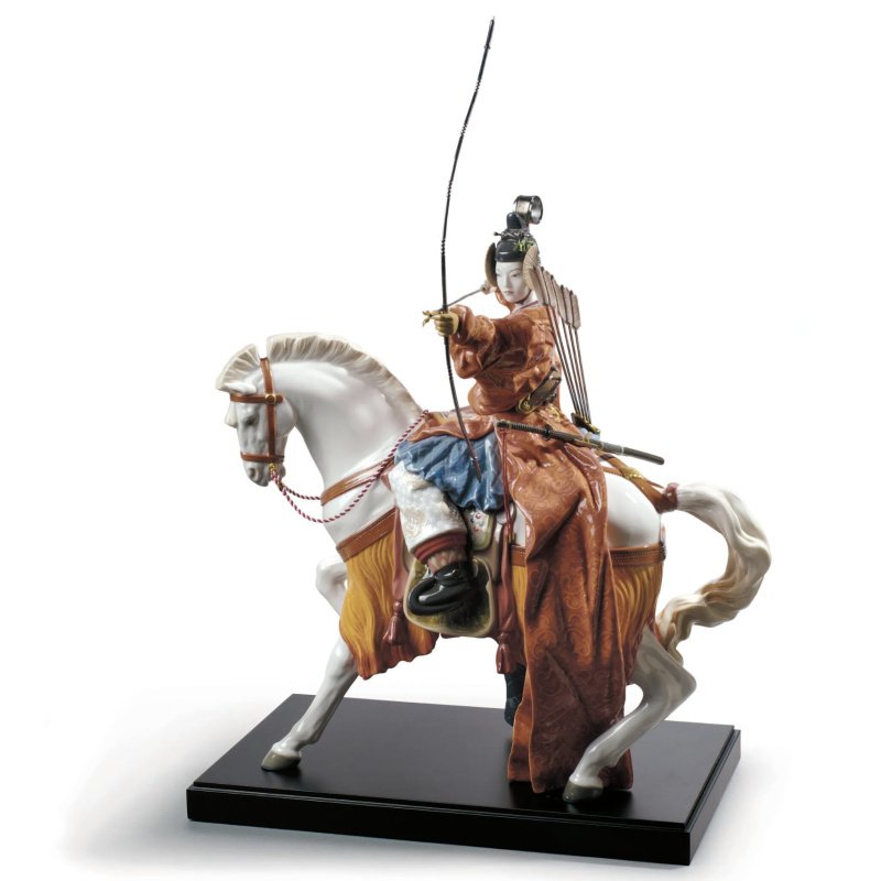 Lladro Yabusame Archer Sculpture – Limited Edition  SKU: 01008798