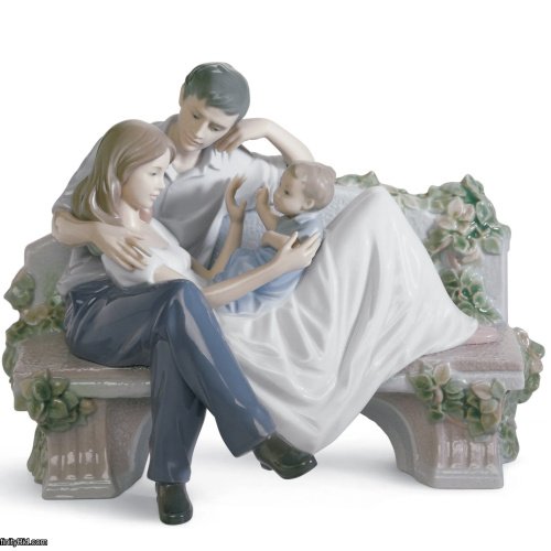 Lladro A Priceless Moment Couple Figurine SKU: 01008056