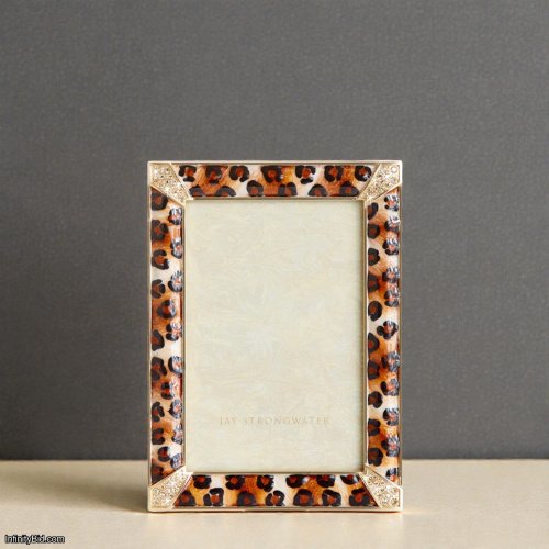 Jay Strongwater Leonard Pavé Corner 4" x 6" Frame – Amber SKU: SPF5830-203