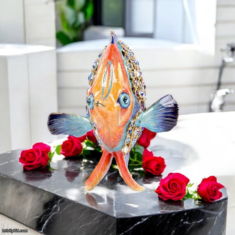 Jay Strongwater Westin Butterfly Fish Figurine – Handcrafted Luxury Home Decor SKU: SDH1823-239